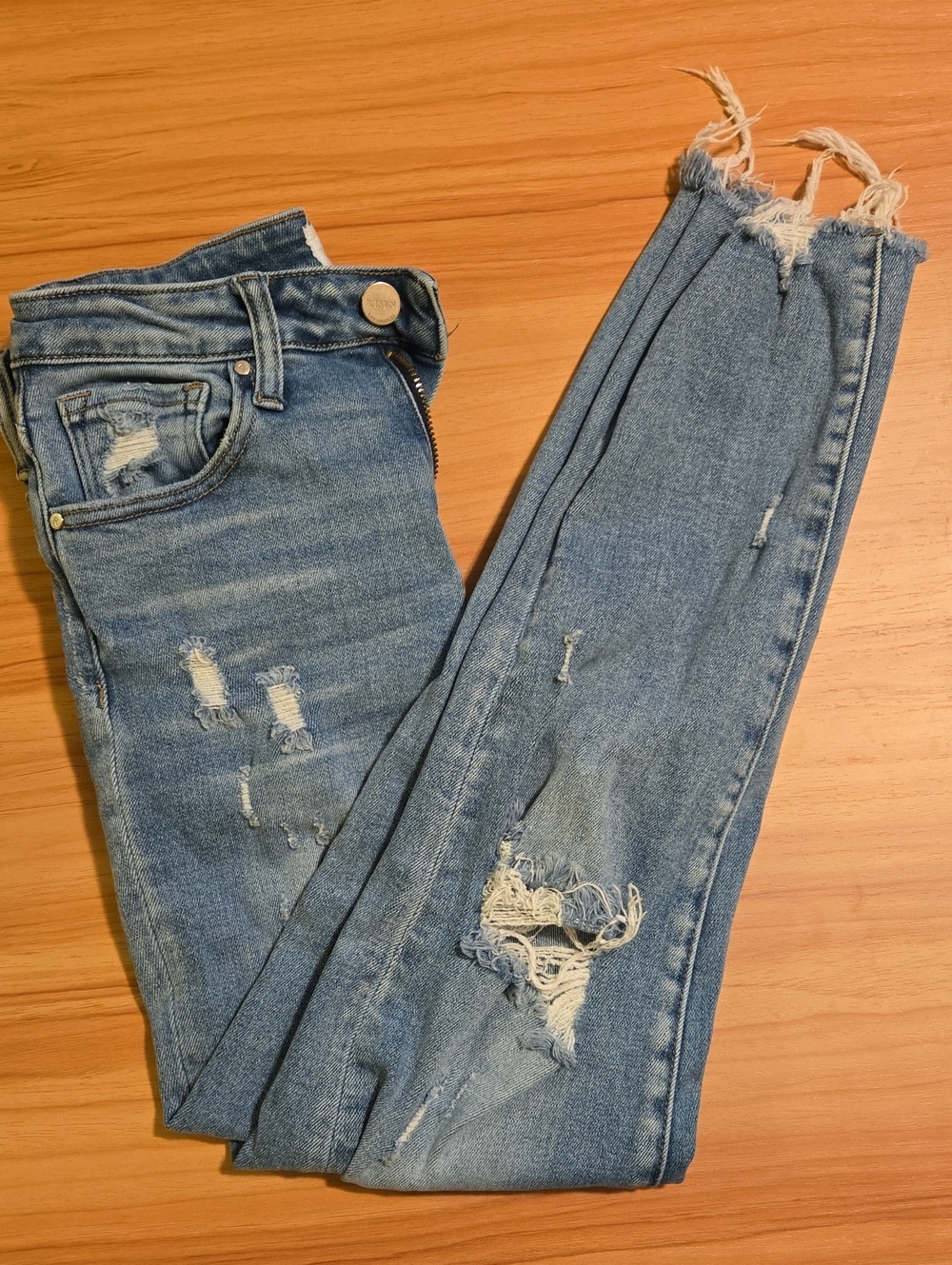 Risen Women's Light Blue Distressed Skinny Jeans